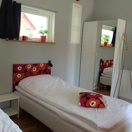 Ljungs Fem Rum Västergarn Habitación foto