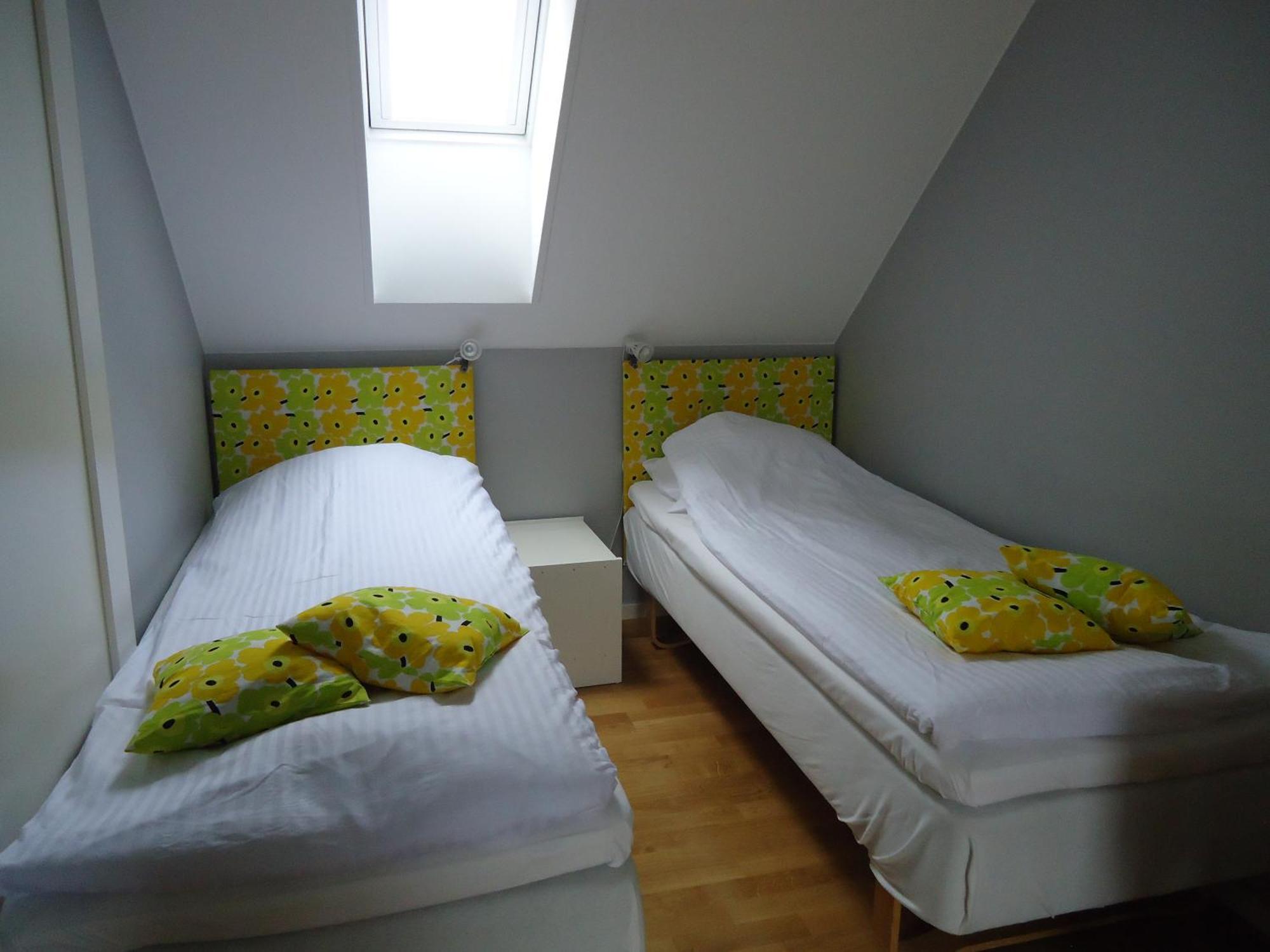 Ljungs Fem Rum Västergarn Habitación foto